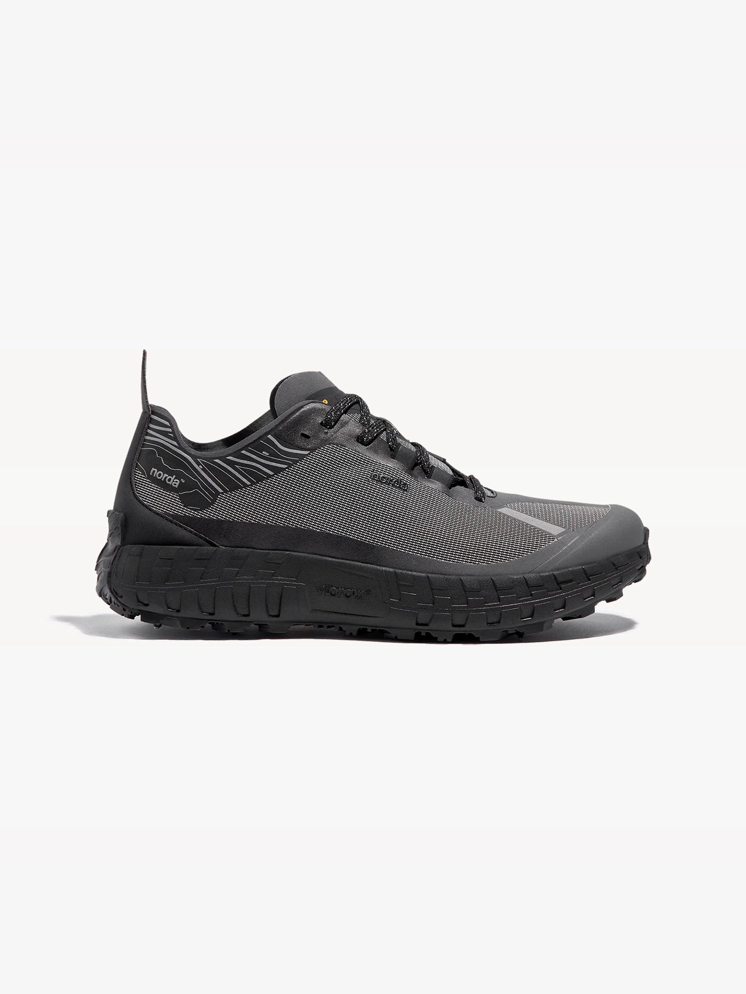 color:black