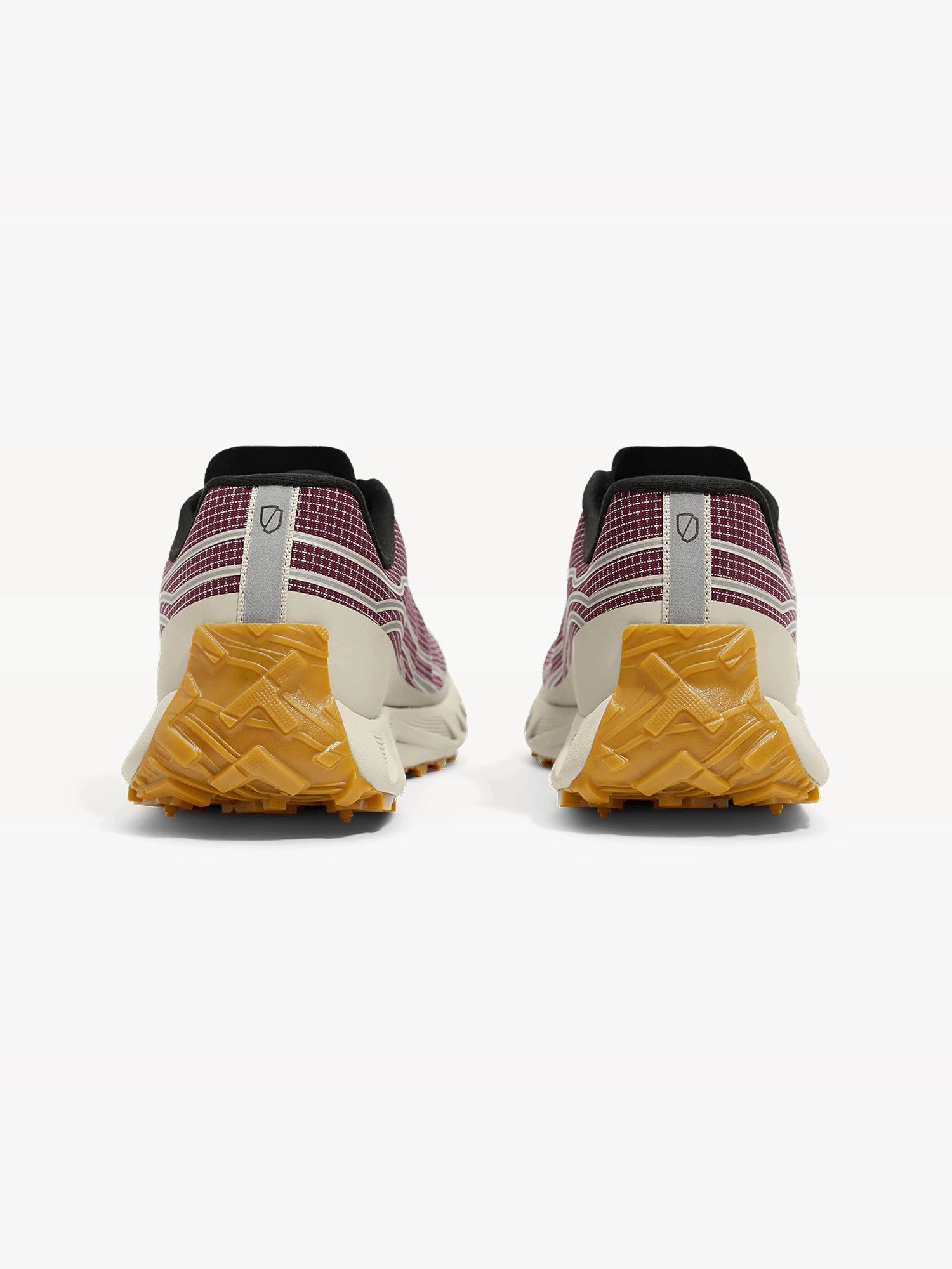 color:amaranth