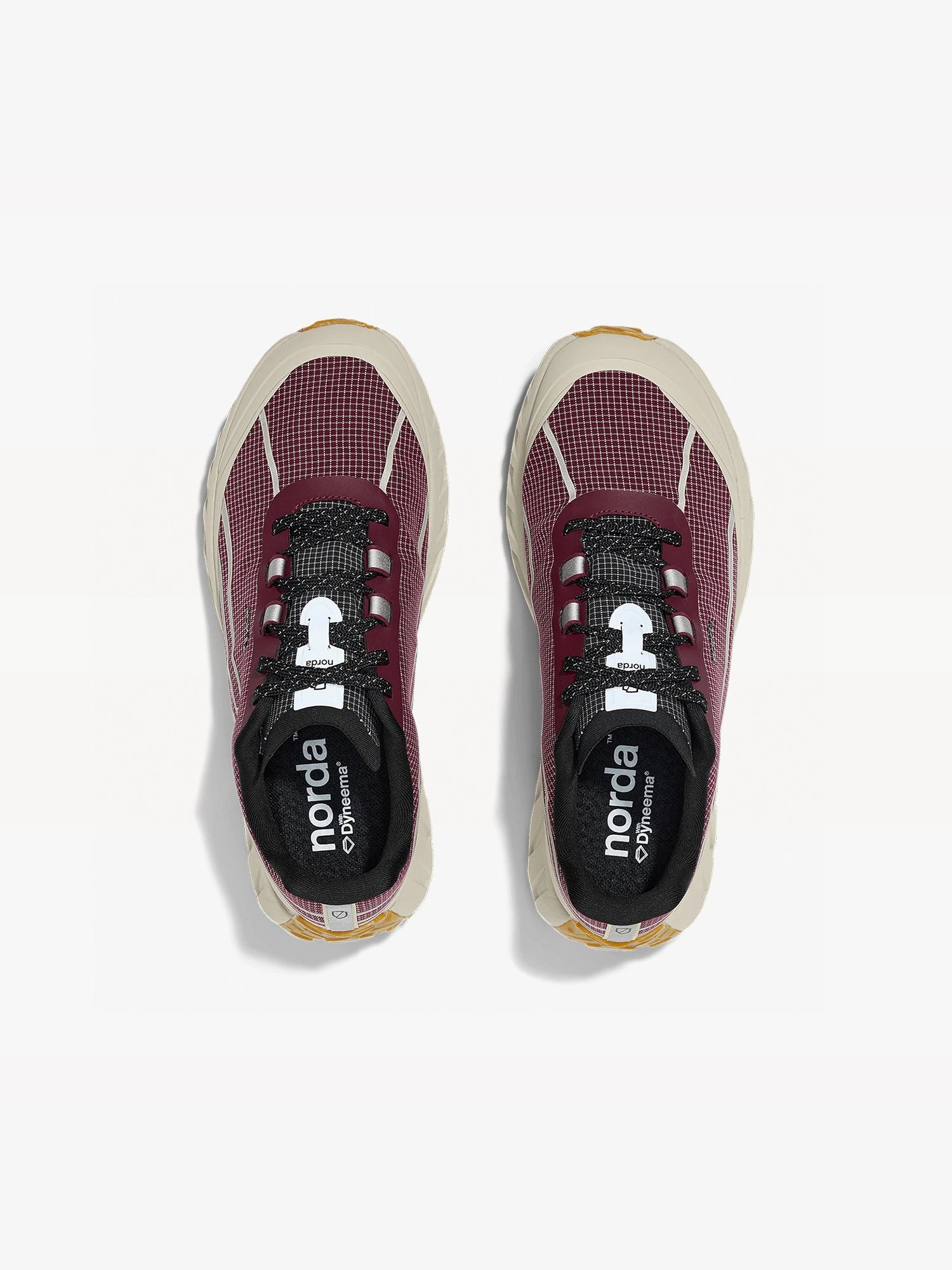 color:amaranth