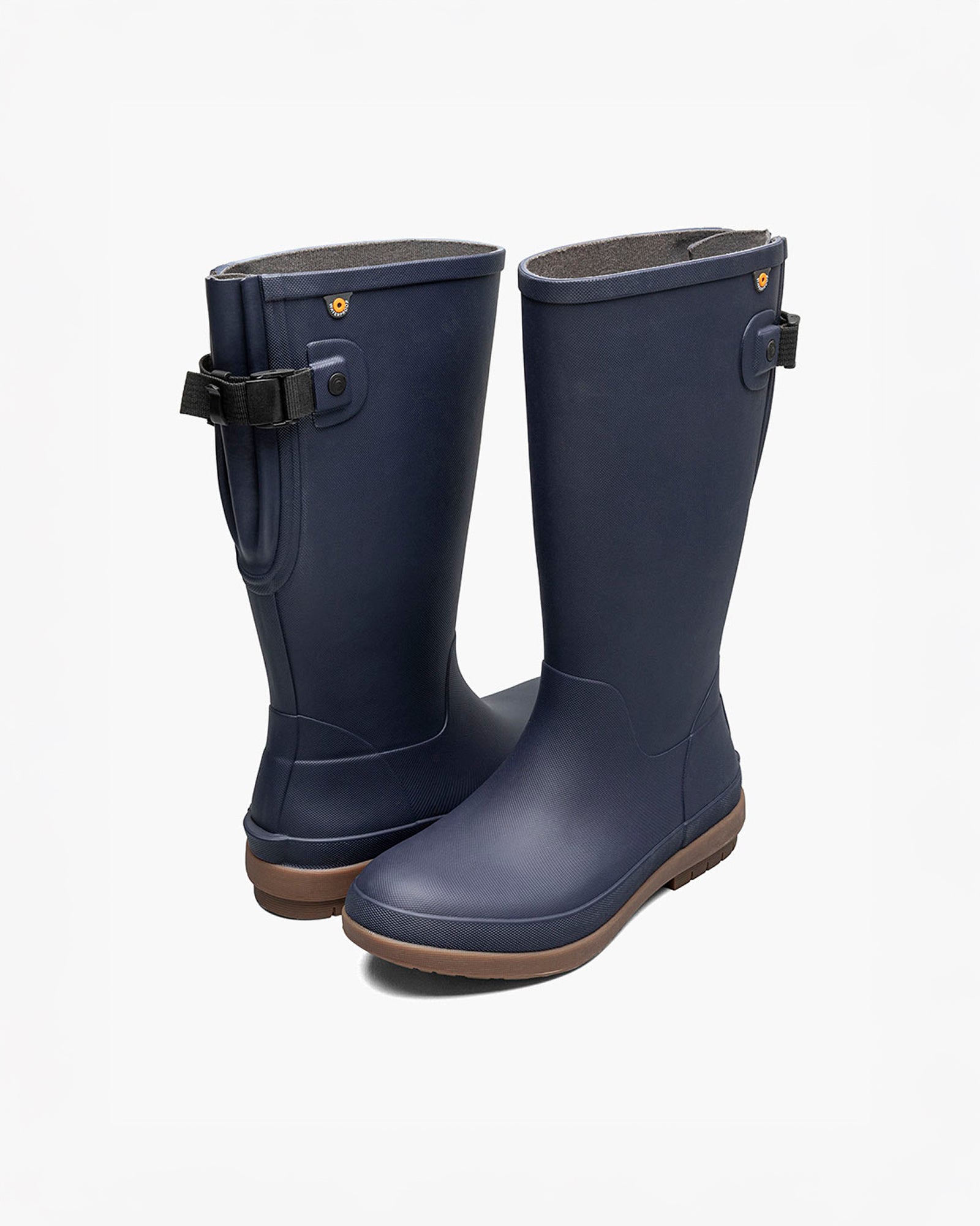 color:navy