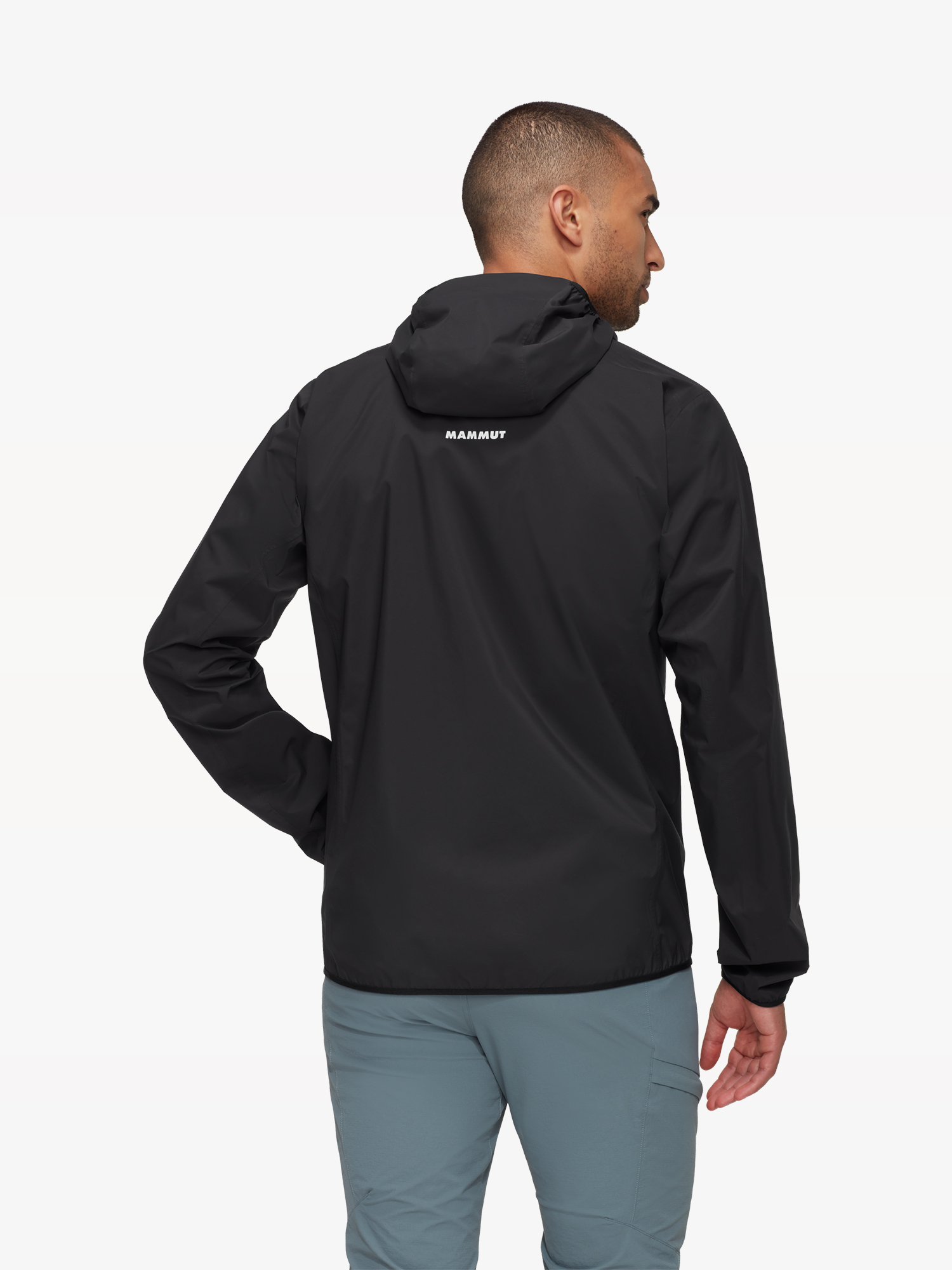color:black