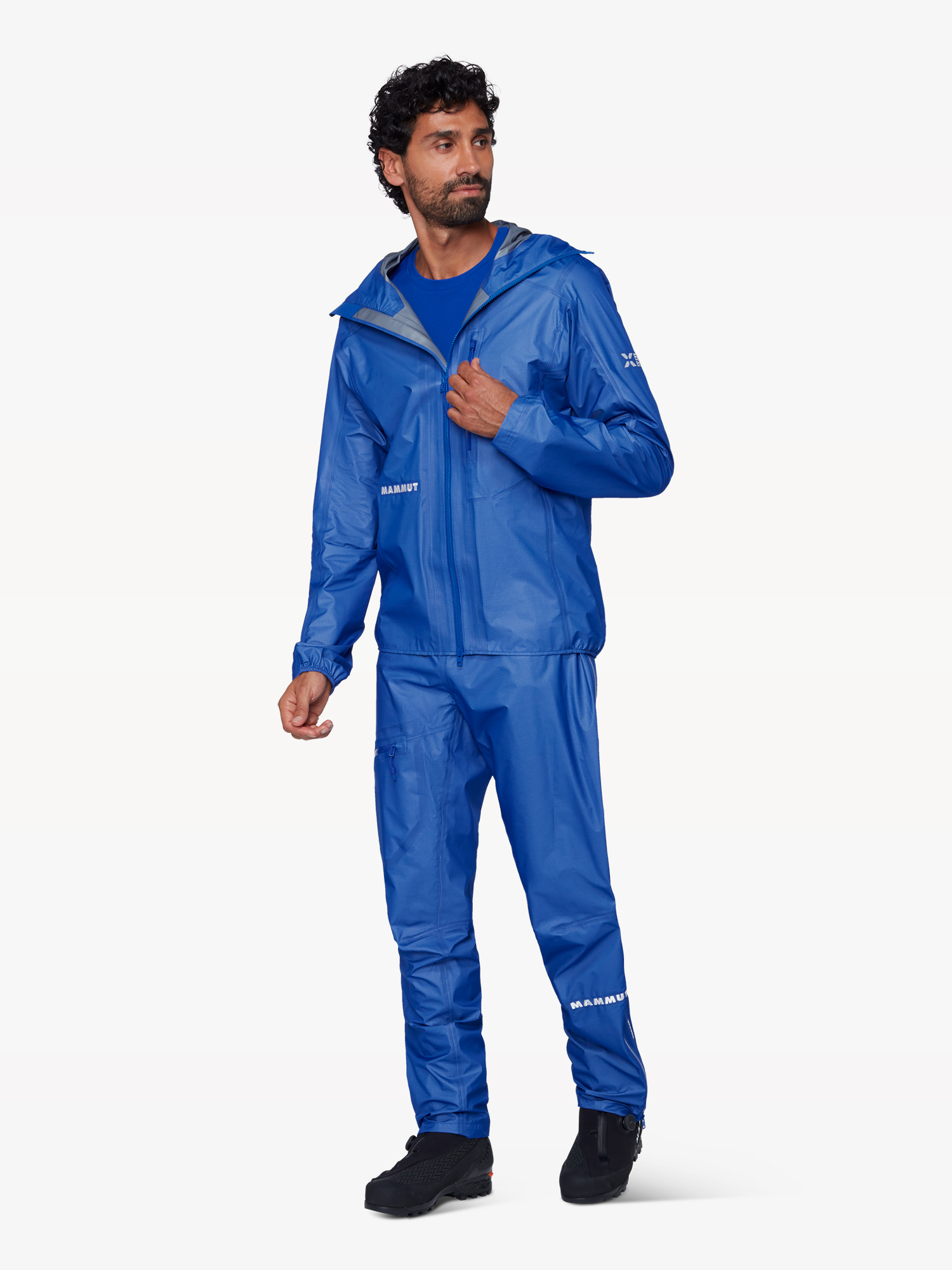 color:eiger blue