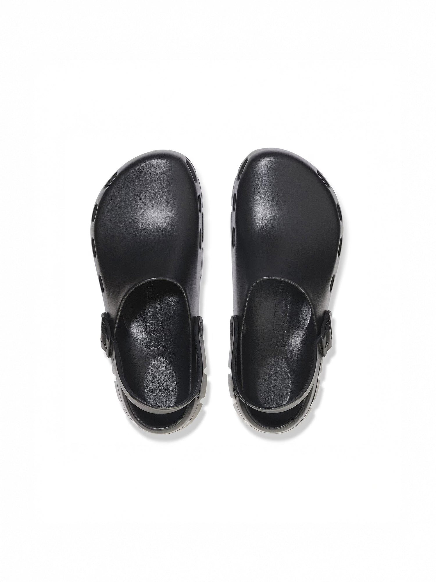 color:black