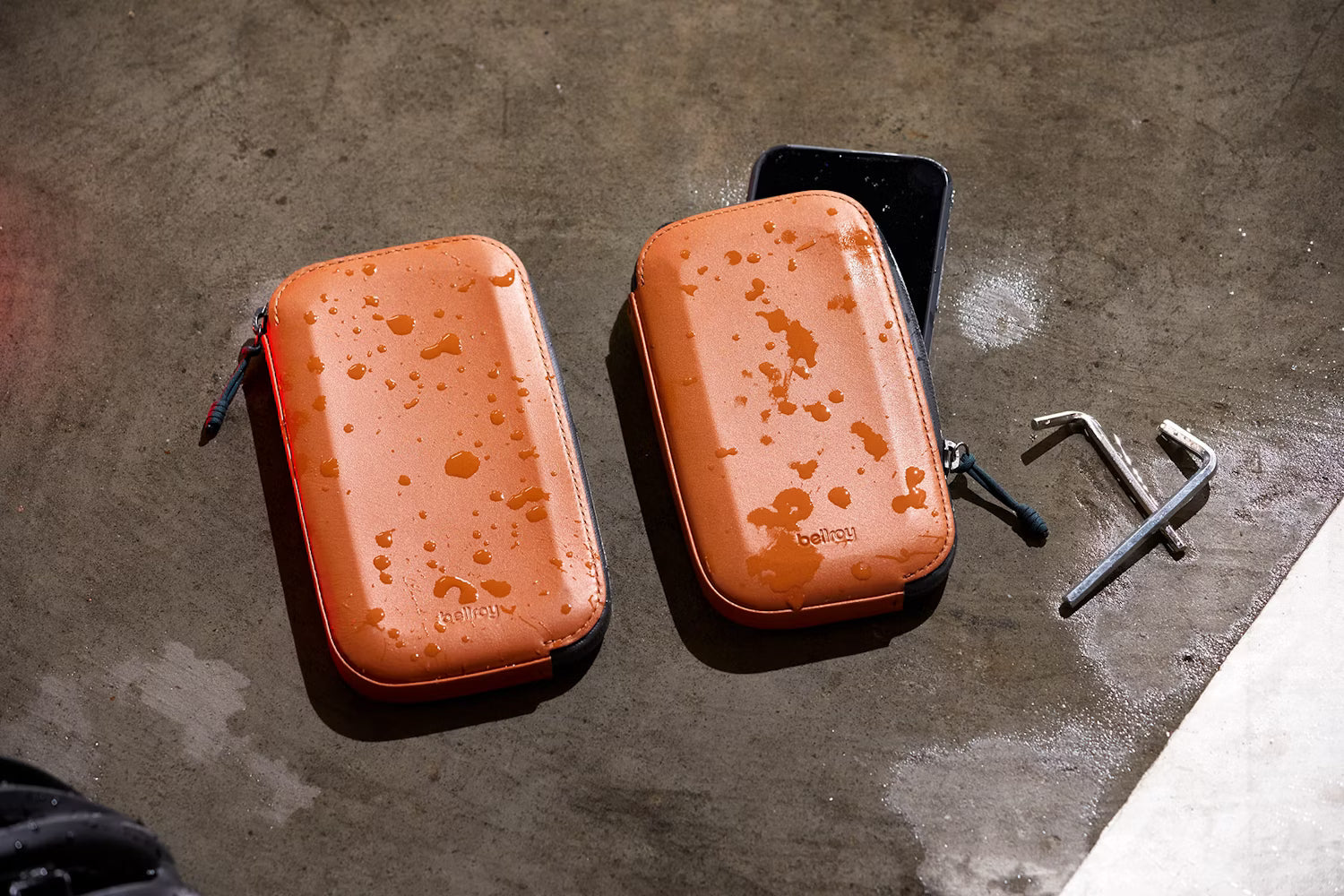Venture Phone Pocket Plus