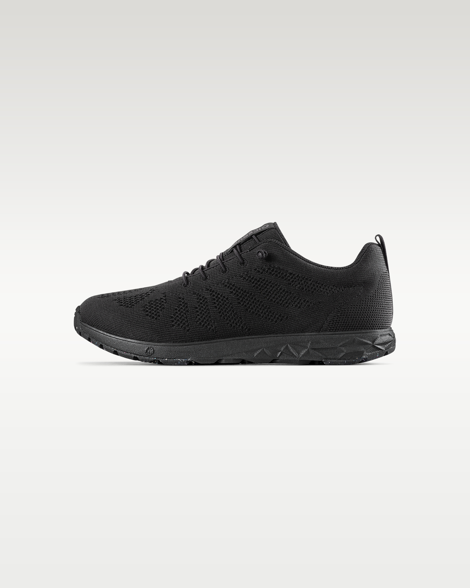 color:true black