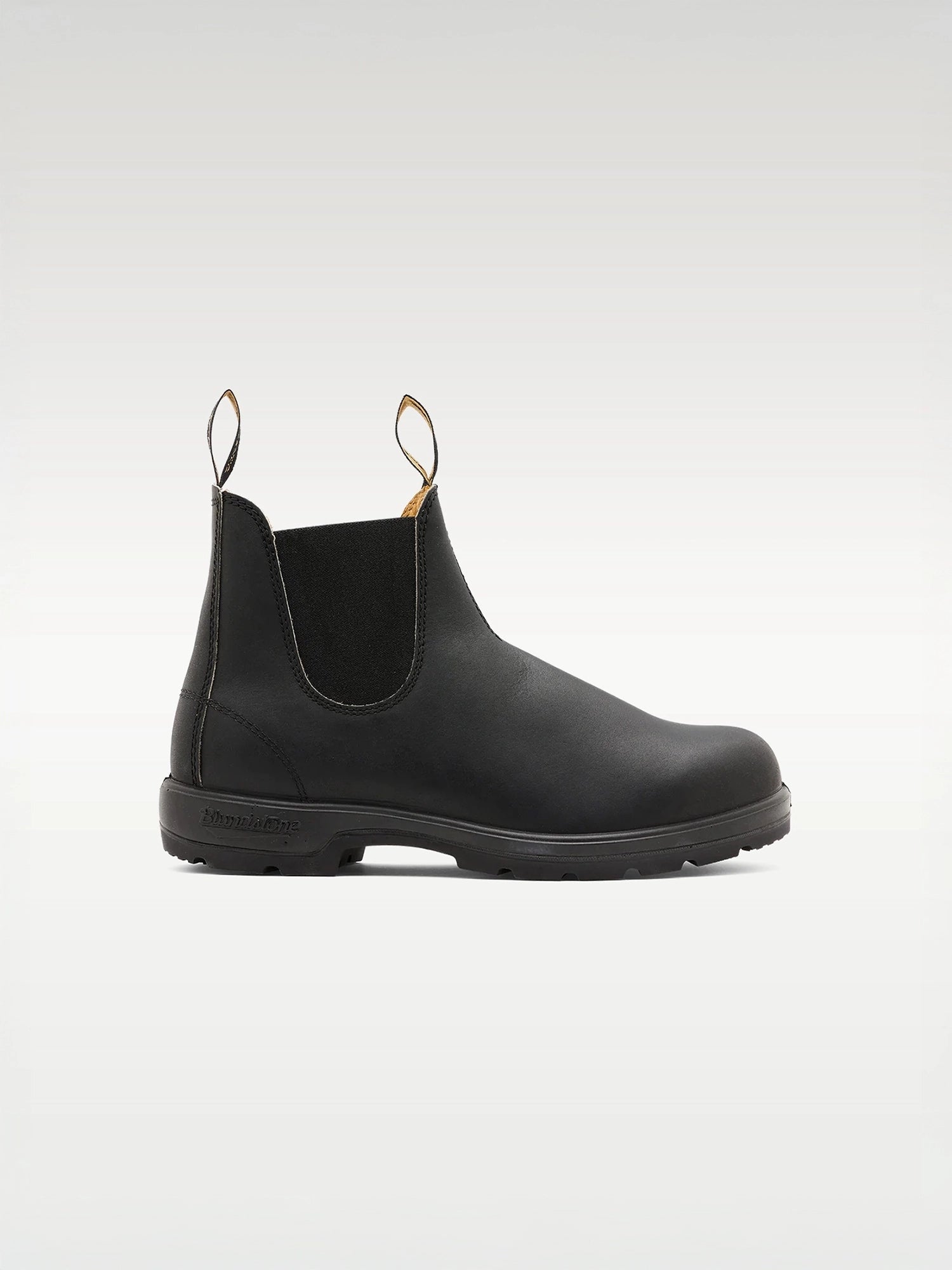 color:black