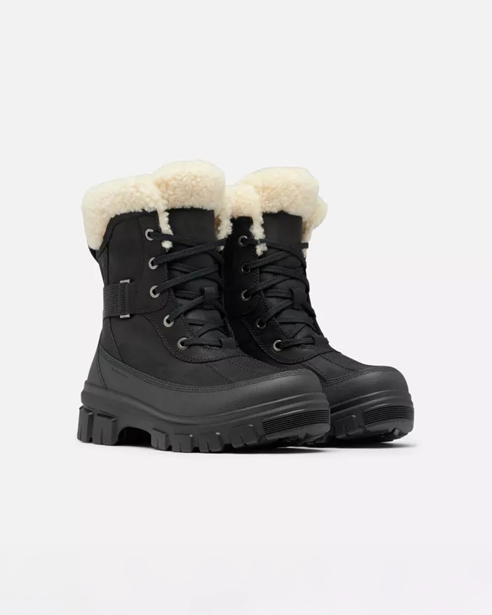 color:black / sea salt