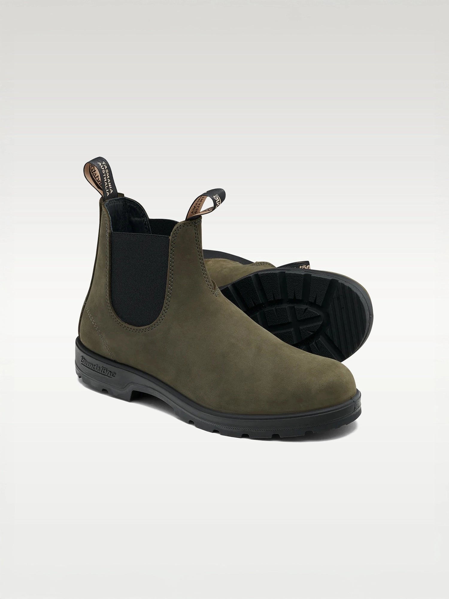 color:forest nubuck