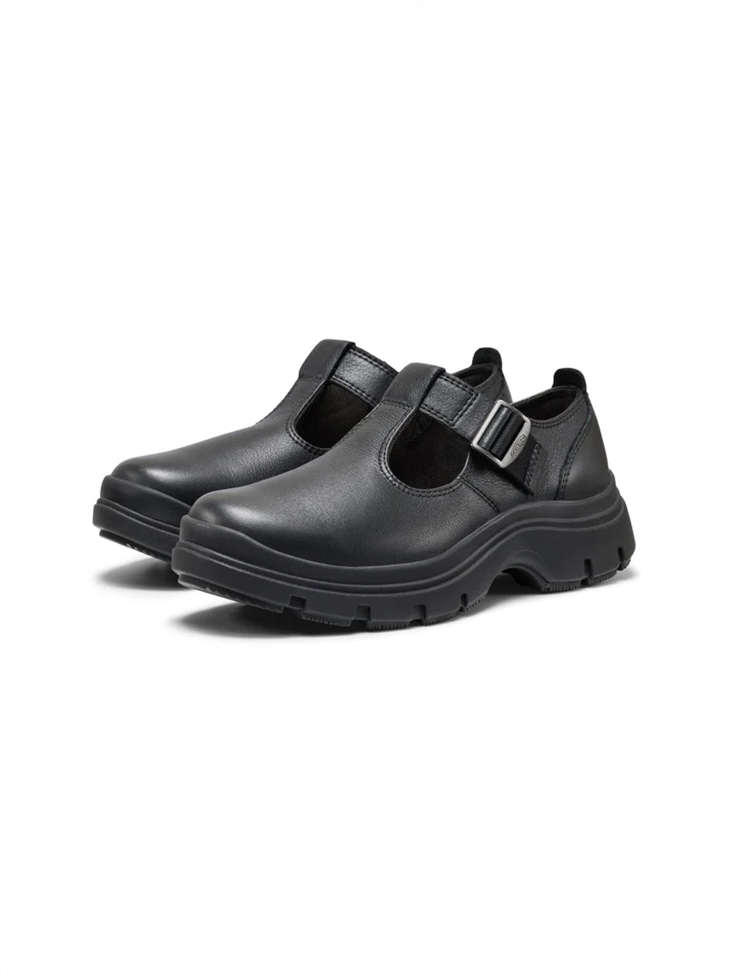 color:black