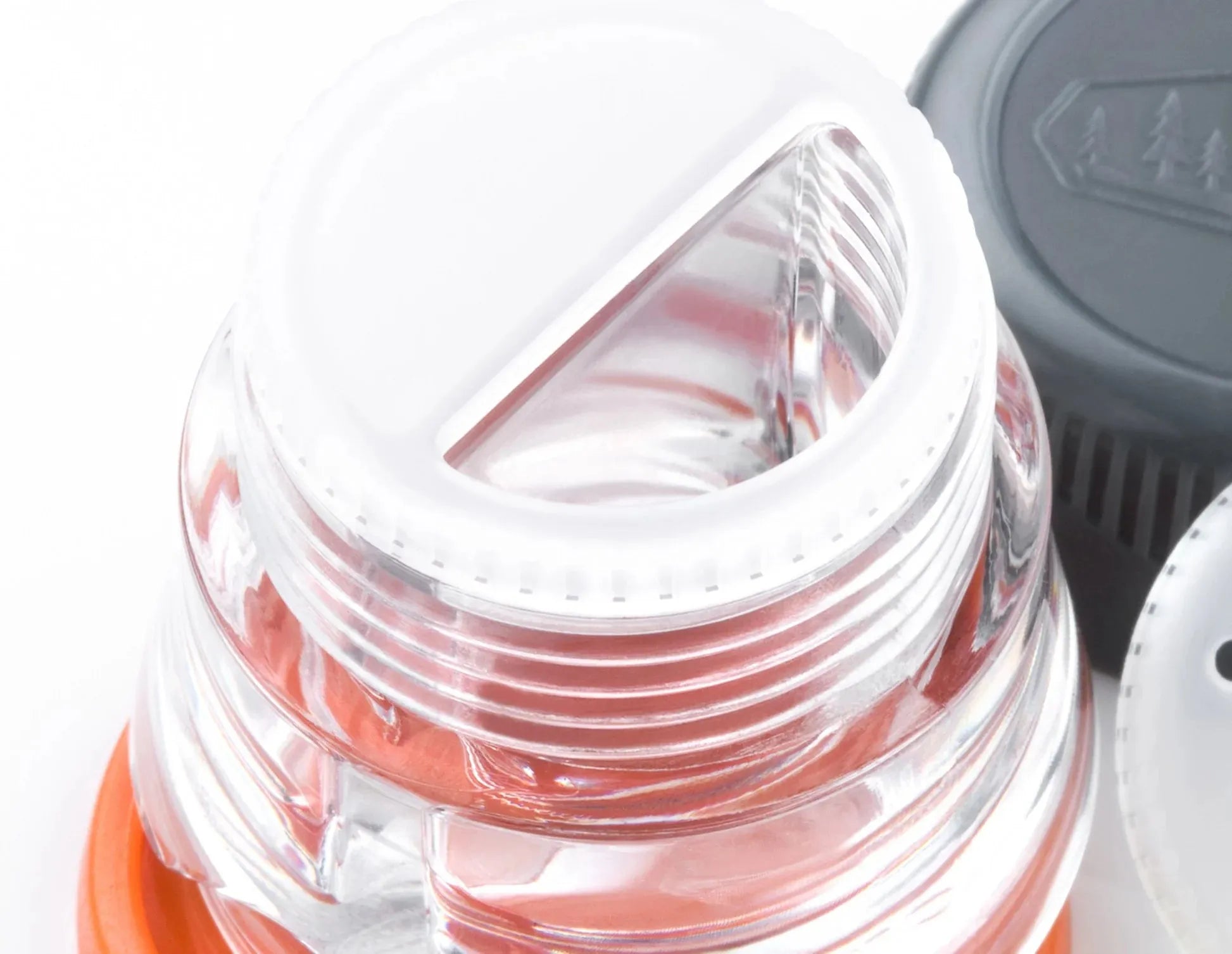 Ultralight Salt + Pepper Shaker