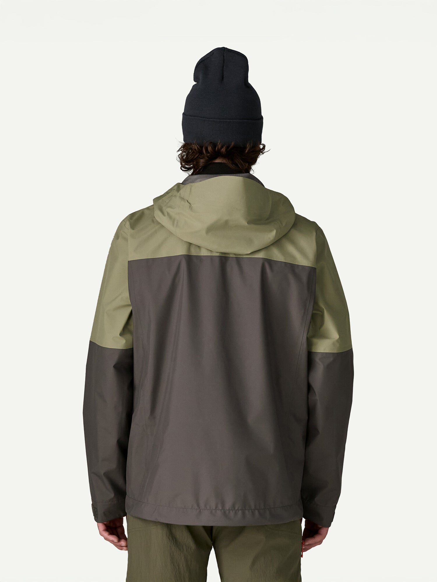 color:forge grey w/river rock green