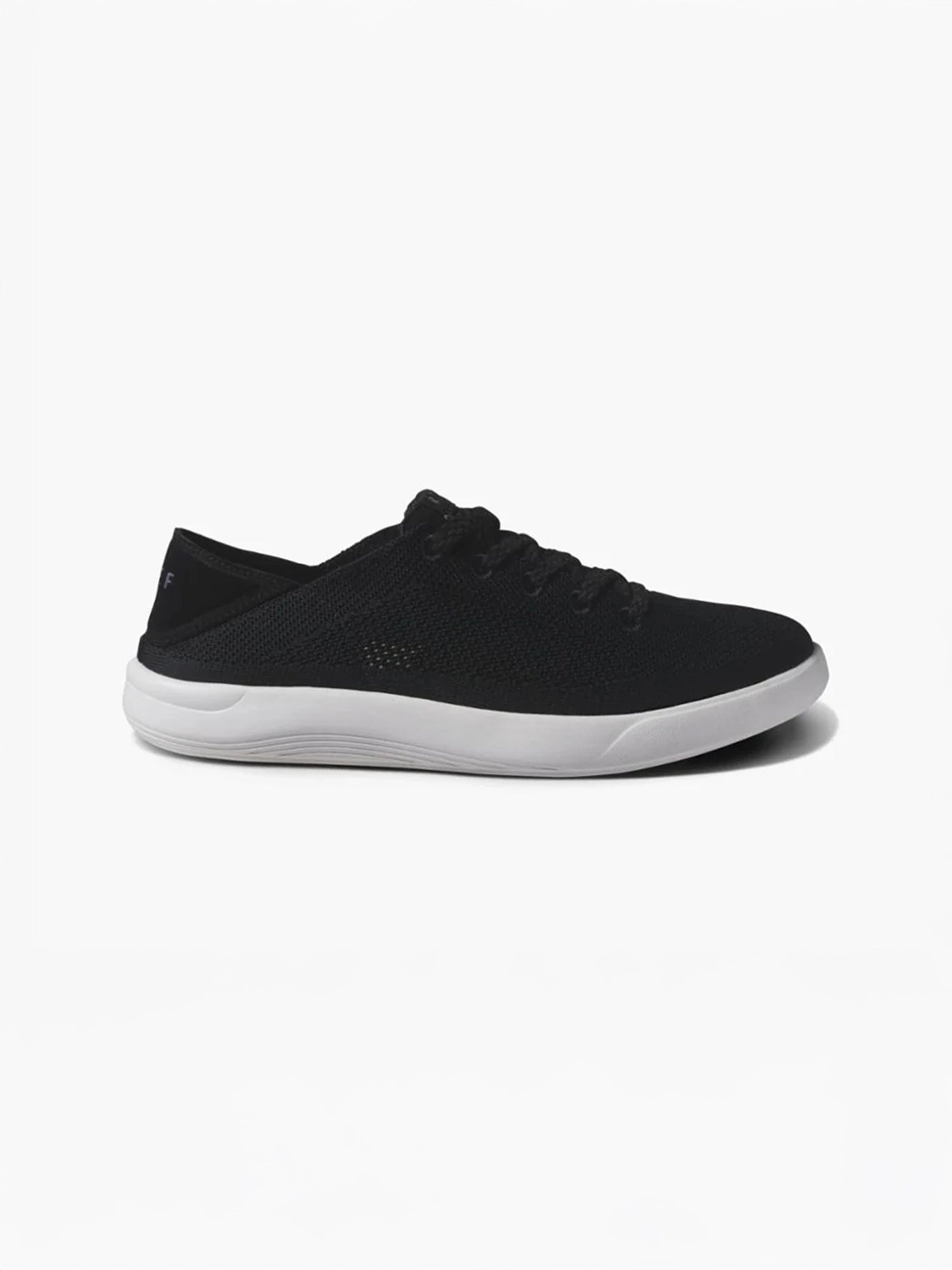 color:black