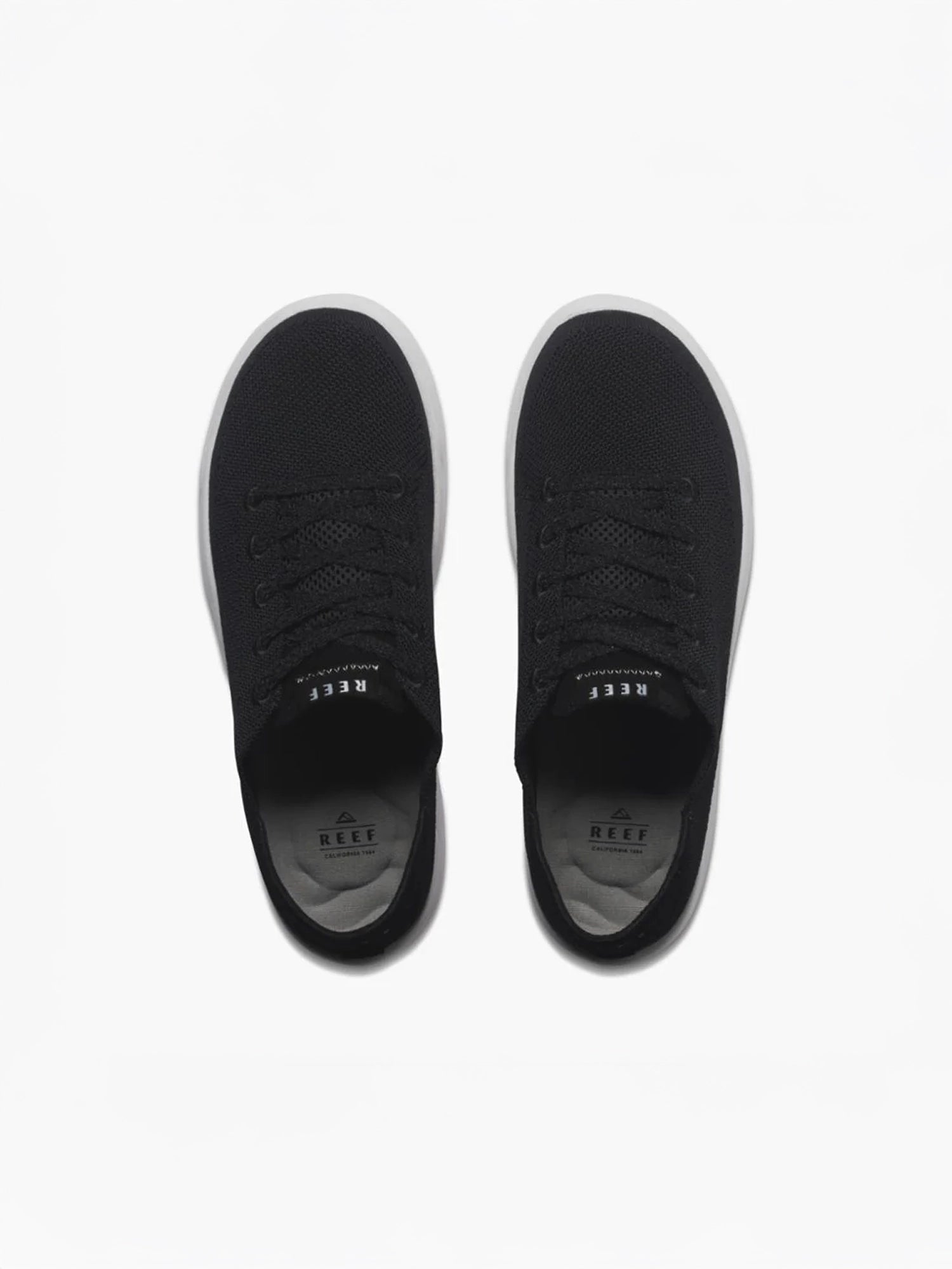 color:black