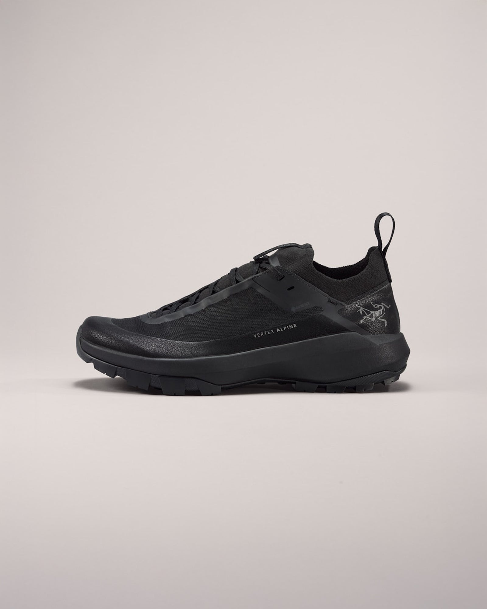 color:black / black