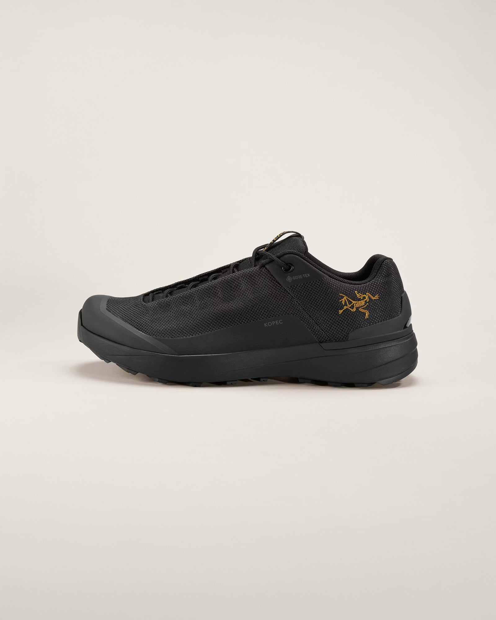 color:black / yukon