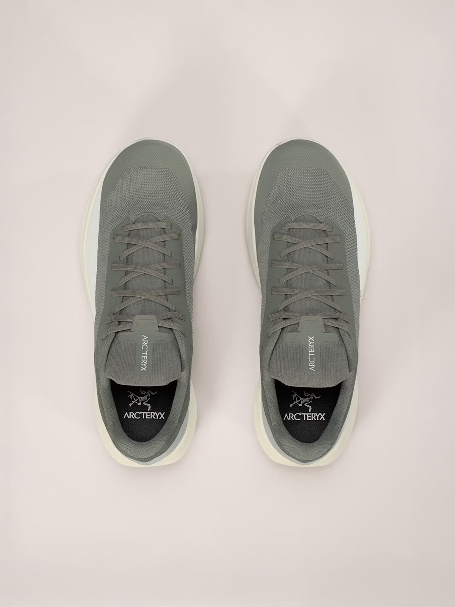 color:forage / dk arctic silk