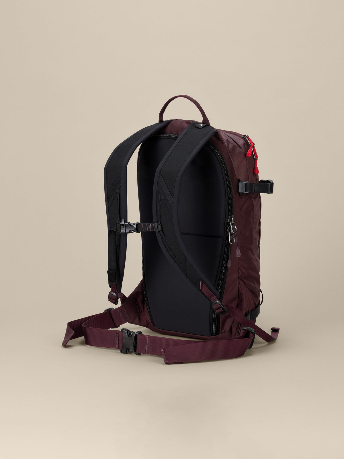 Quintic 16 Backpack product image