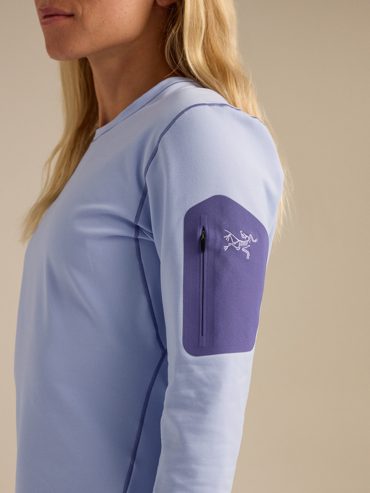 Women’s Rho Crew Neck LS product image