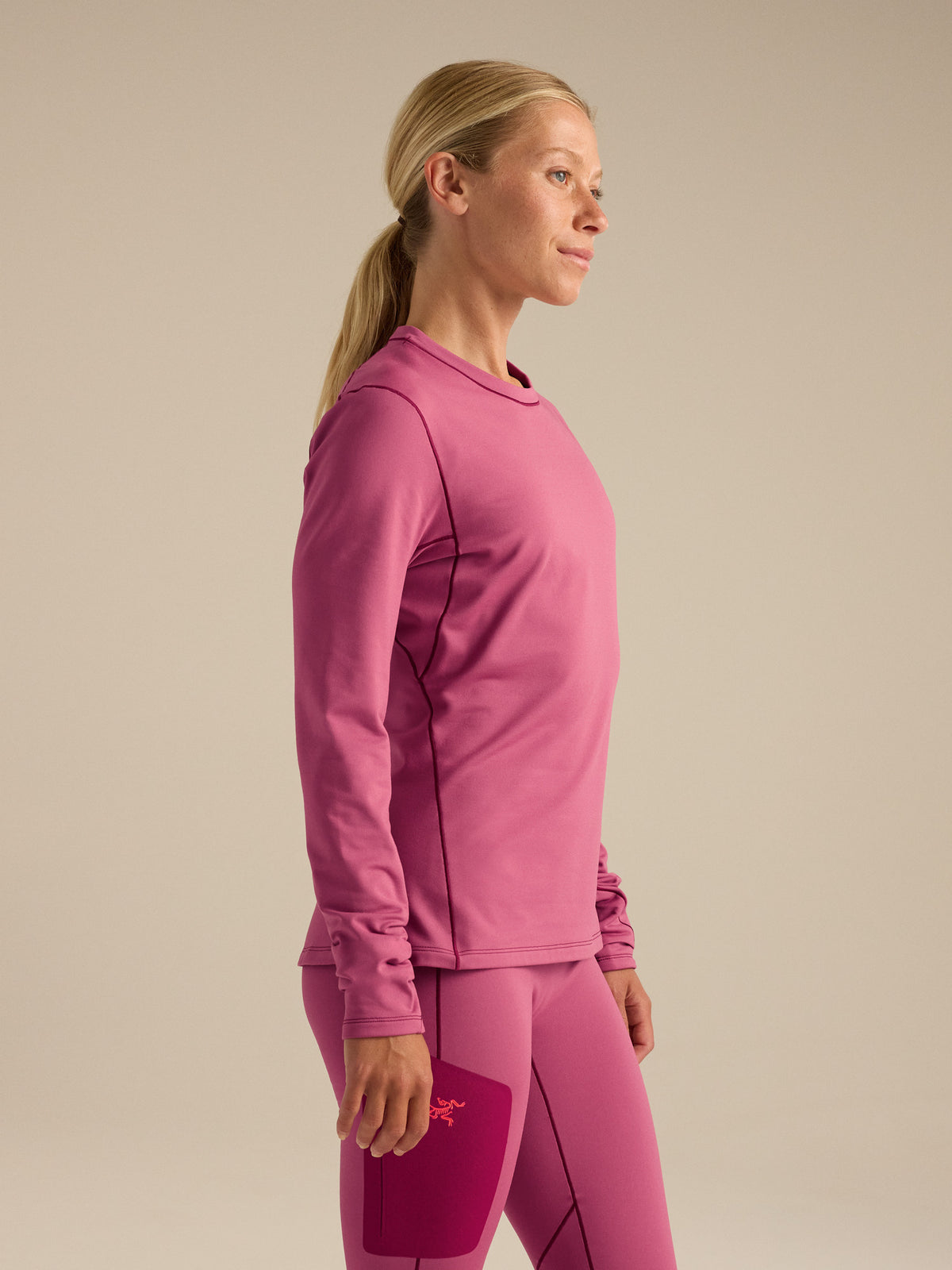 Women’s Rho Crew Neck LS product image