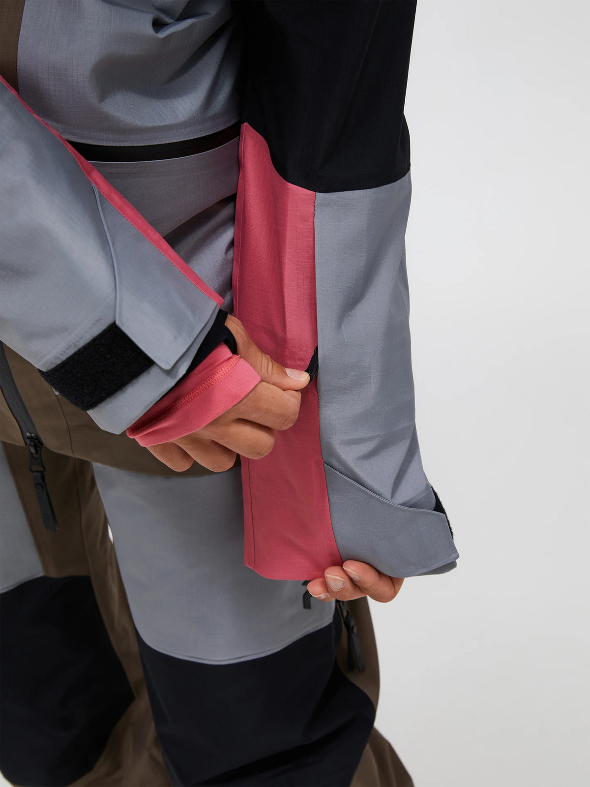 Women’s Vertical GORE-TEX Pro 3L Shell Jacket product image