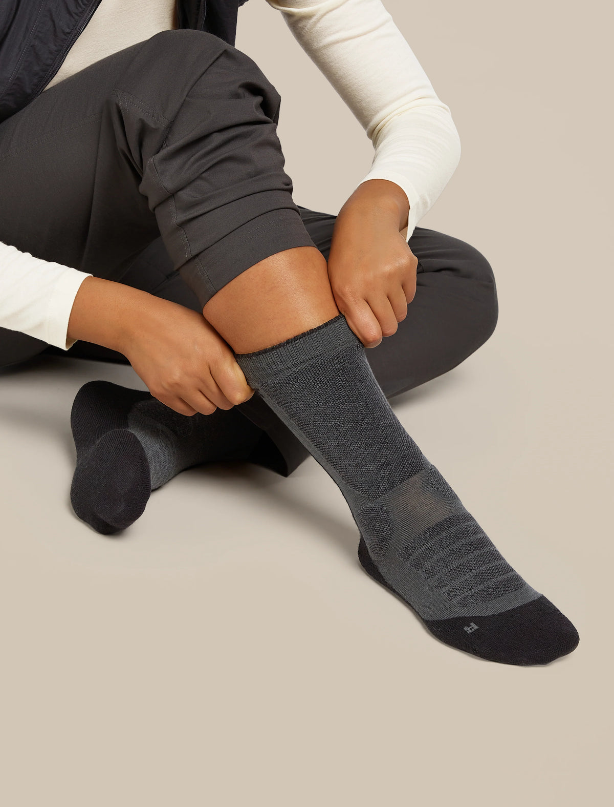 Women's Merino Hike+ Heavy Crew Socks product image
