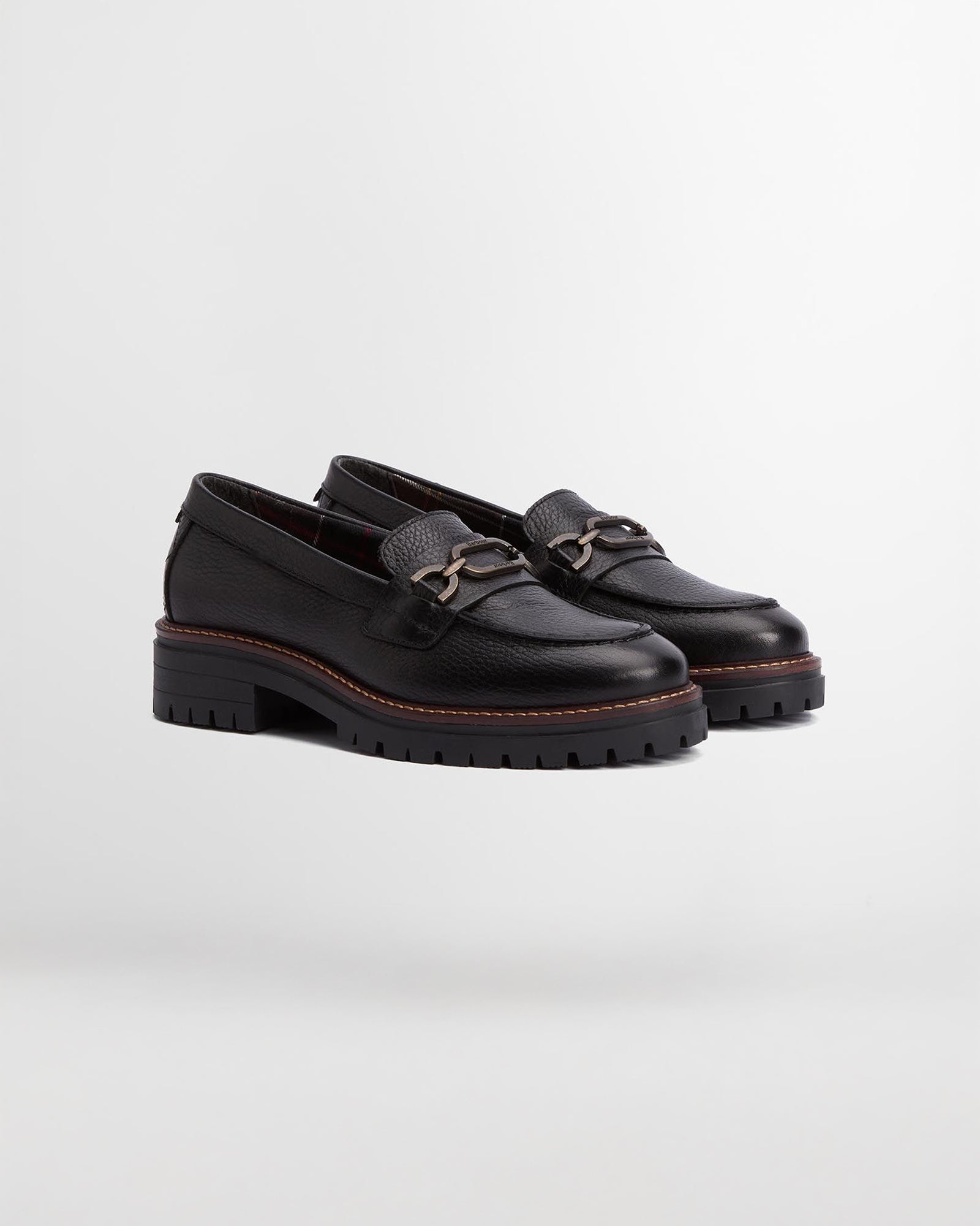 color:classic black