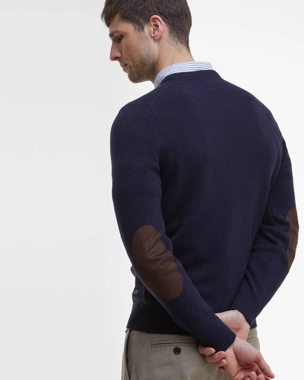 Men’s Essential Crew-Neck Jumper product image