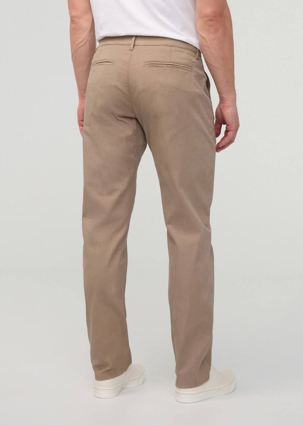 Men's Live Lite Athletic Taper Chino Pant