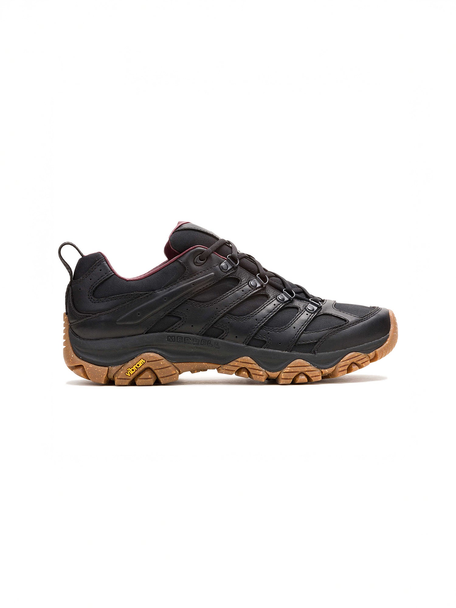 color:black / gum
