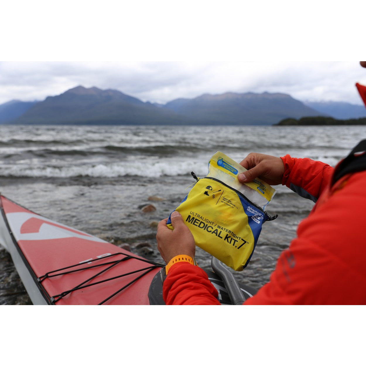 Ultralight / Watertight .7 Medical Kit