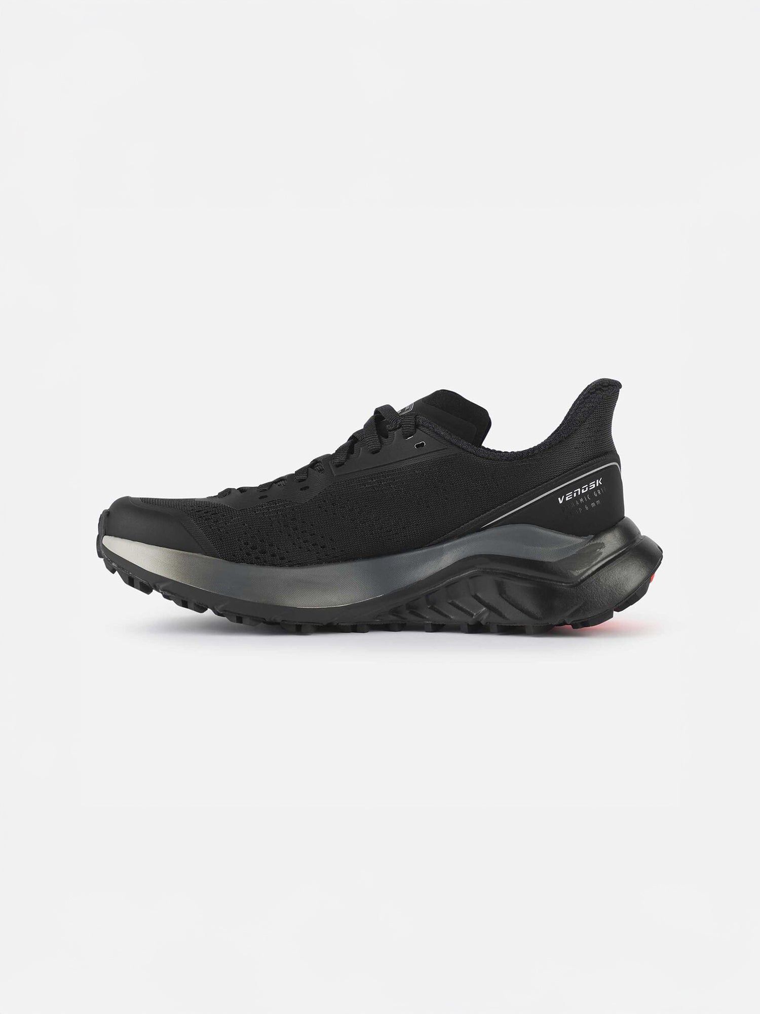 color:black