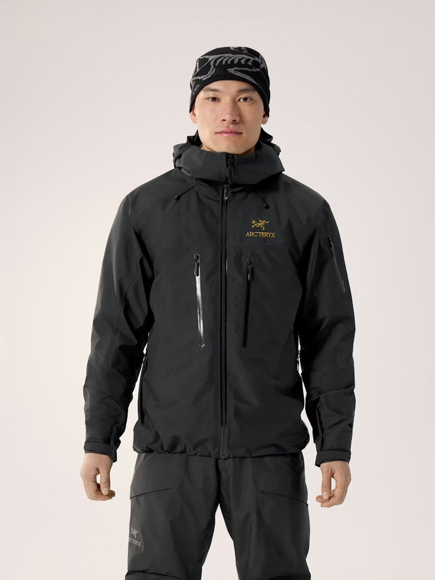 color:24k black