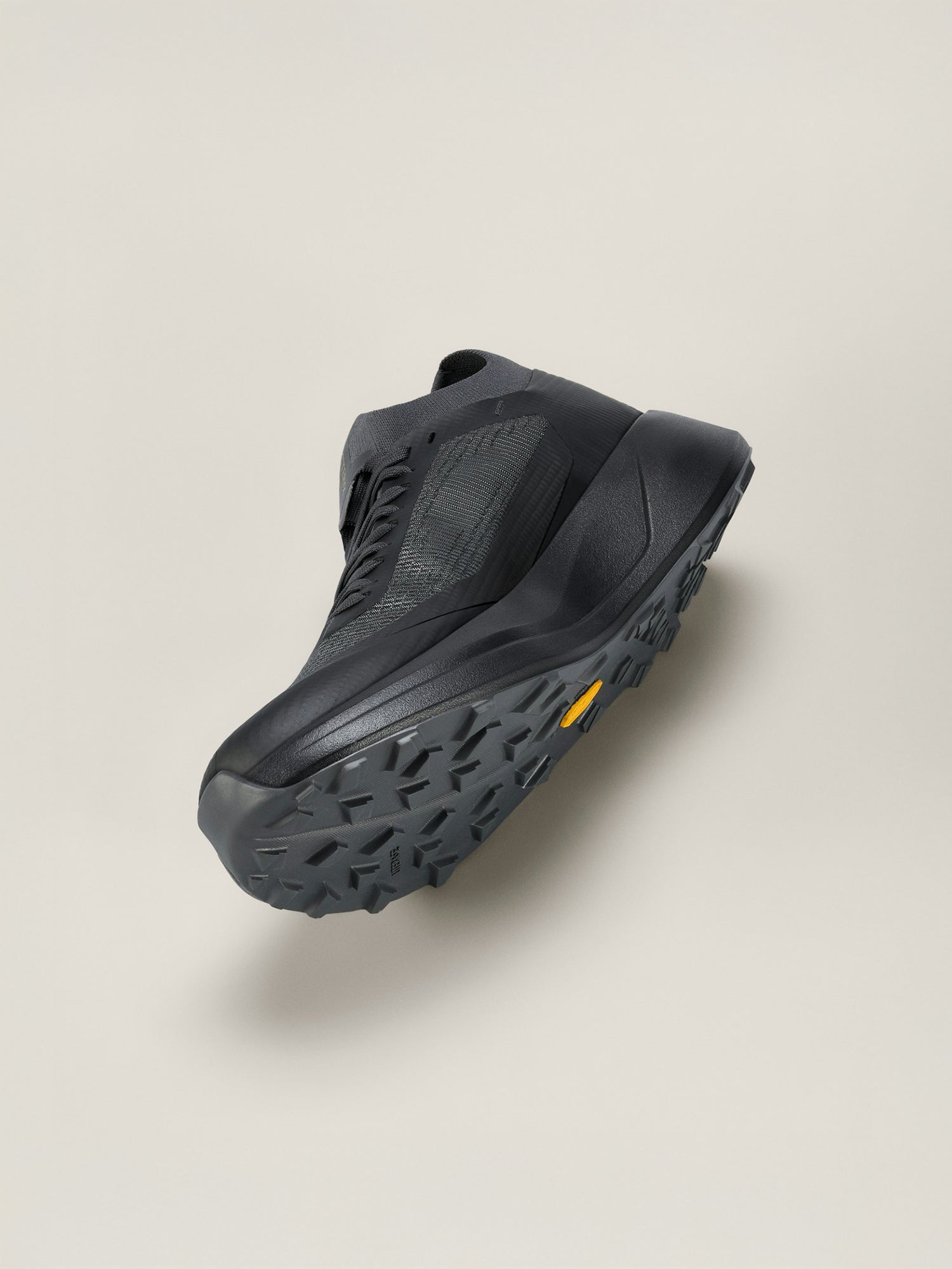 color:black / black