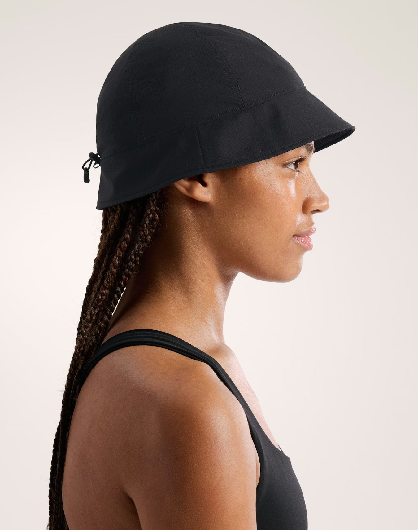 Sinsola Short Brim Bucket Hat