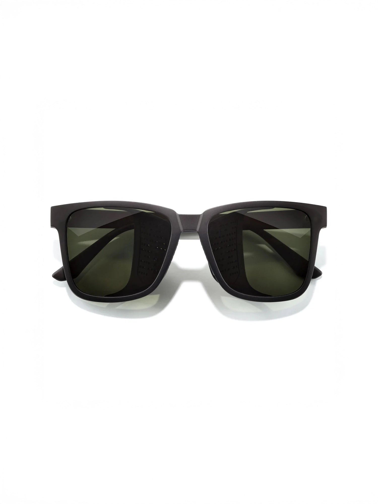 color:black forest