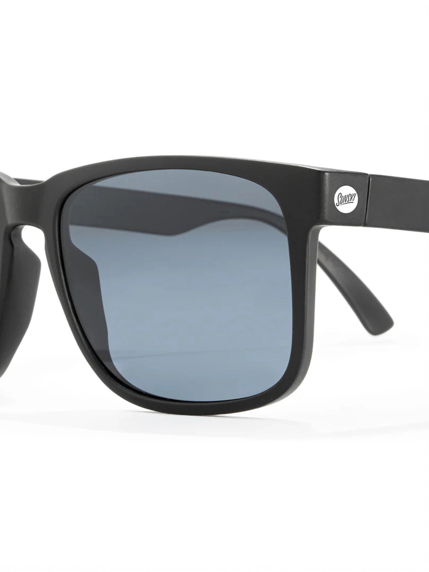 color:black midnight