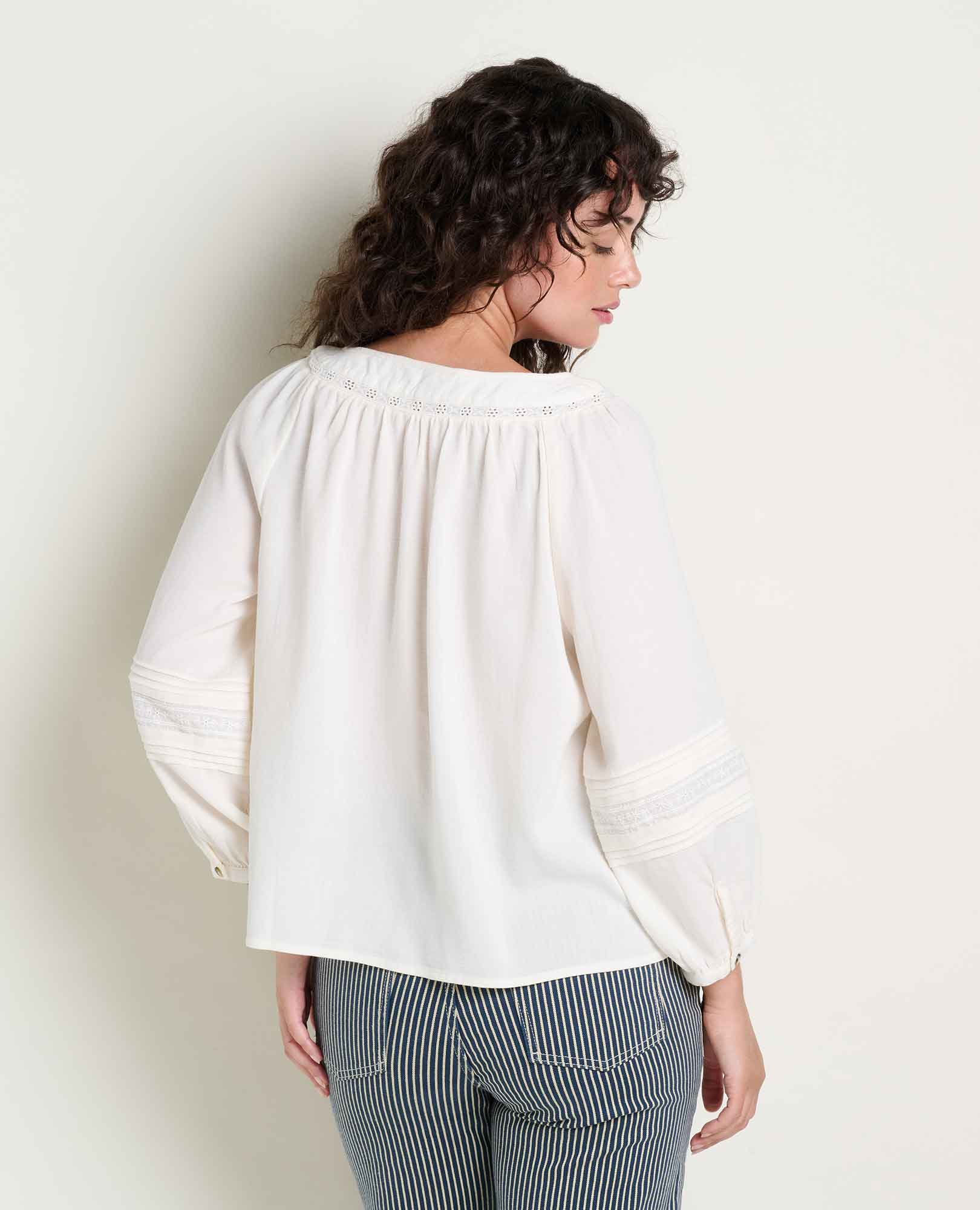 Women’s Manzana Peasant LS Shirt product image