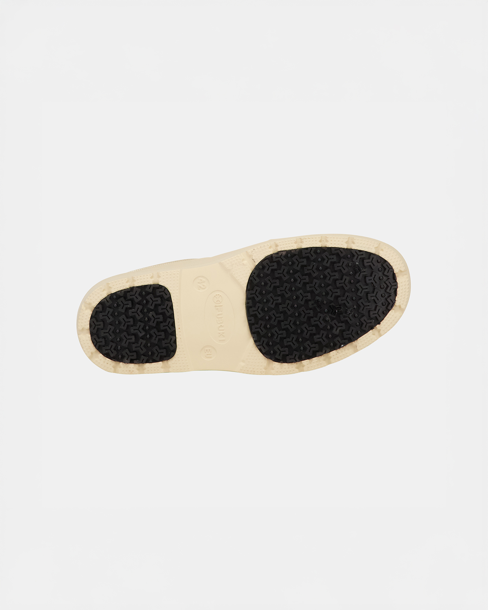 color:black