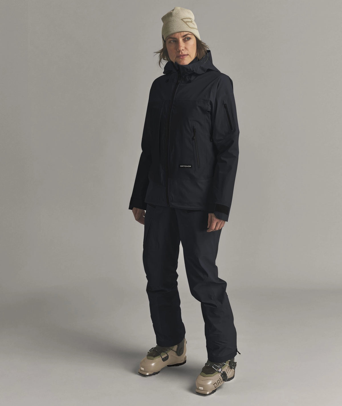 Women’s Ortler Gore-Tex Jacket – Black Raven
