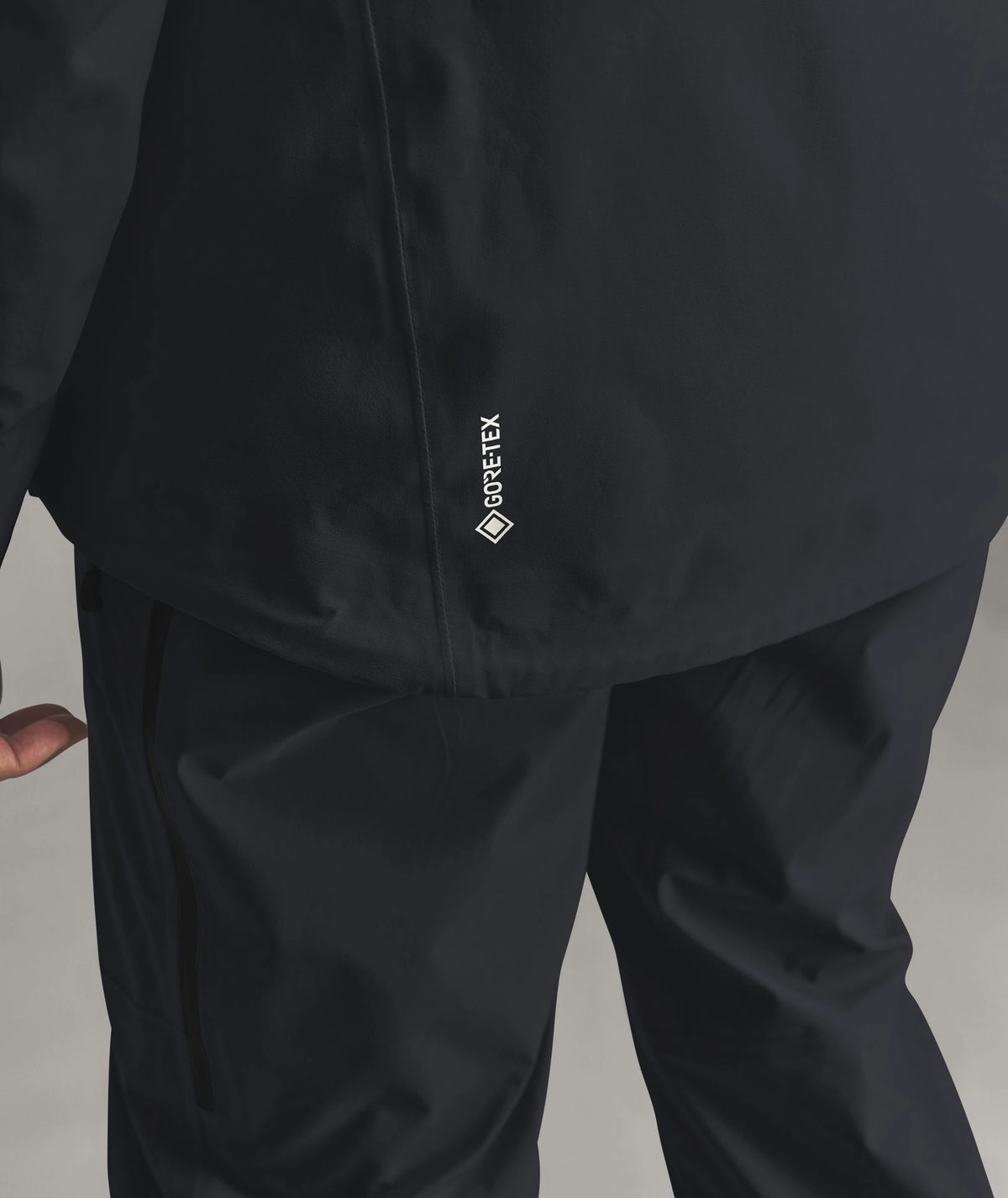 Women’s Ortler Gore-Tex Jacket – Black Raven
