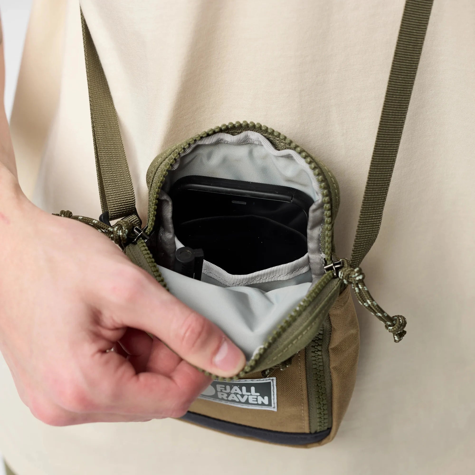 Vardag Pocket Small