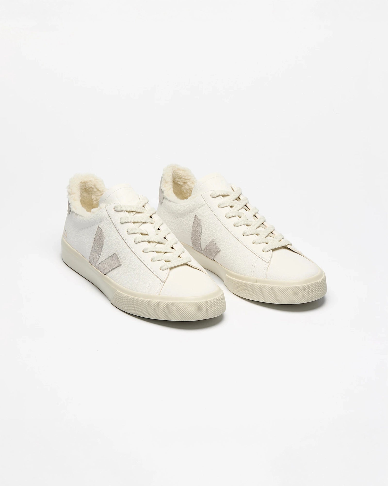 color:white / light grey