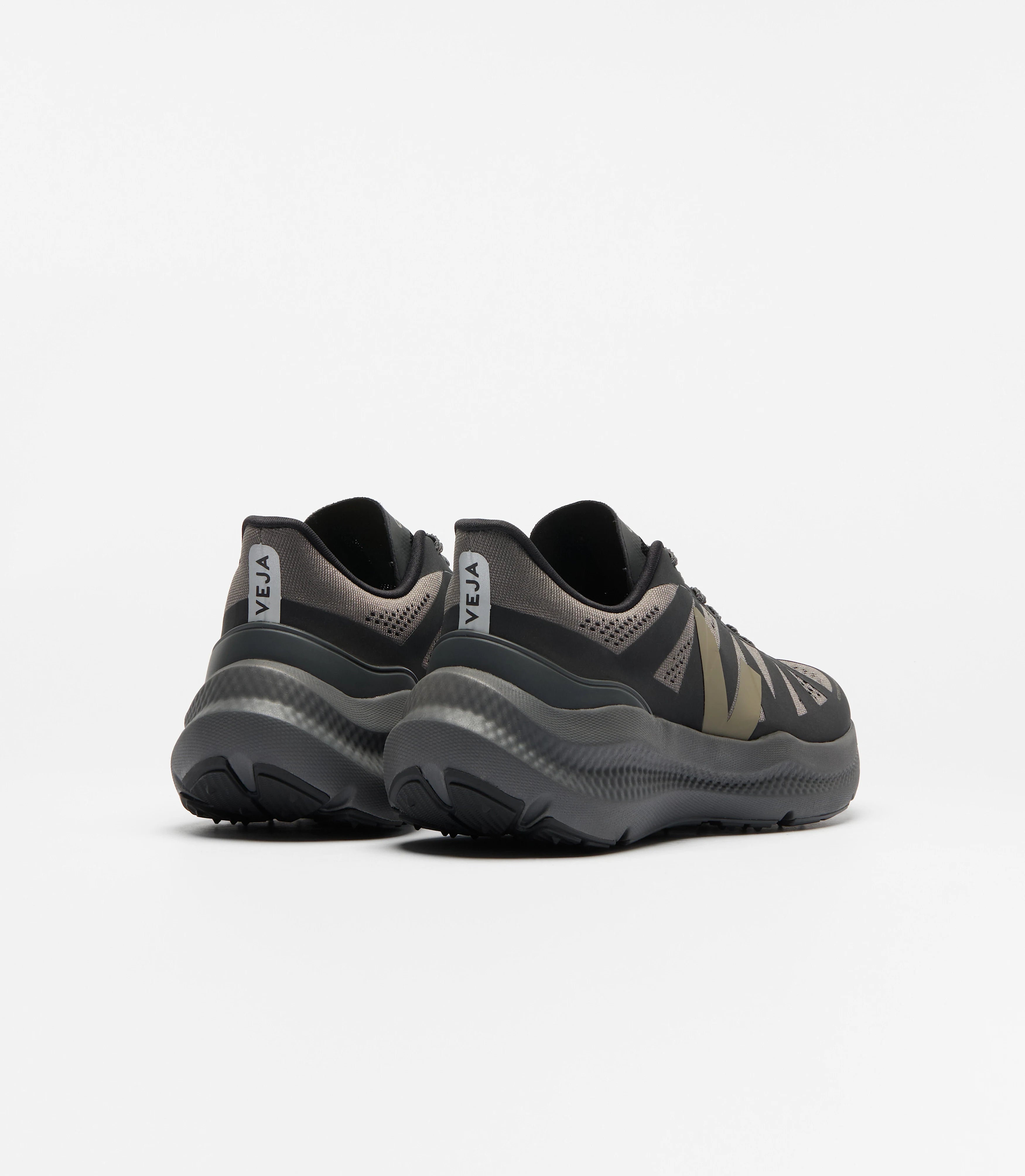 Men's Condor 3 Advanced Engineered Running Shoes