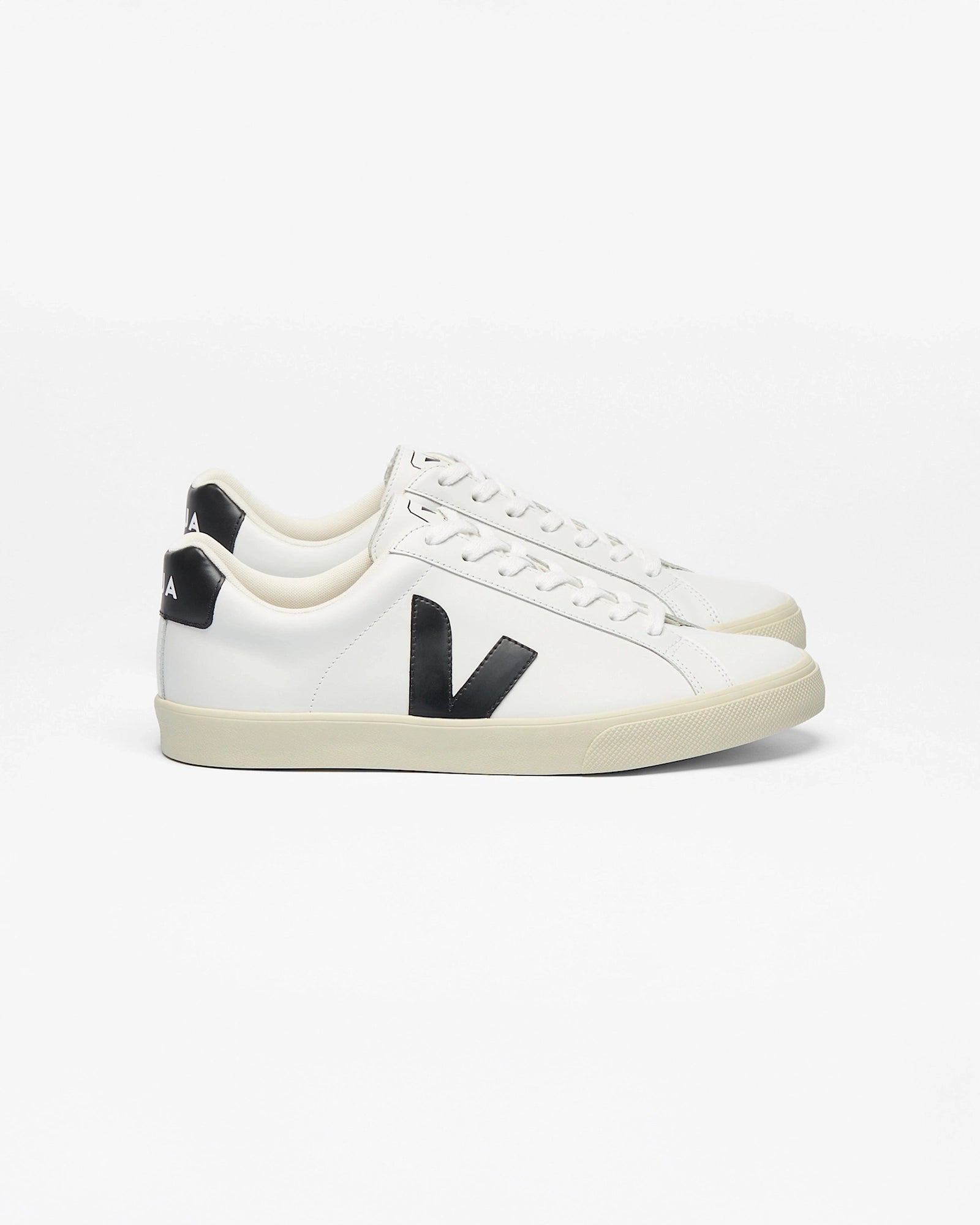 color:white / black