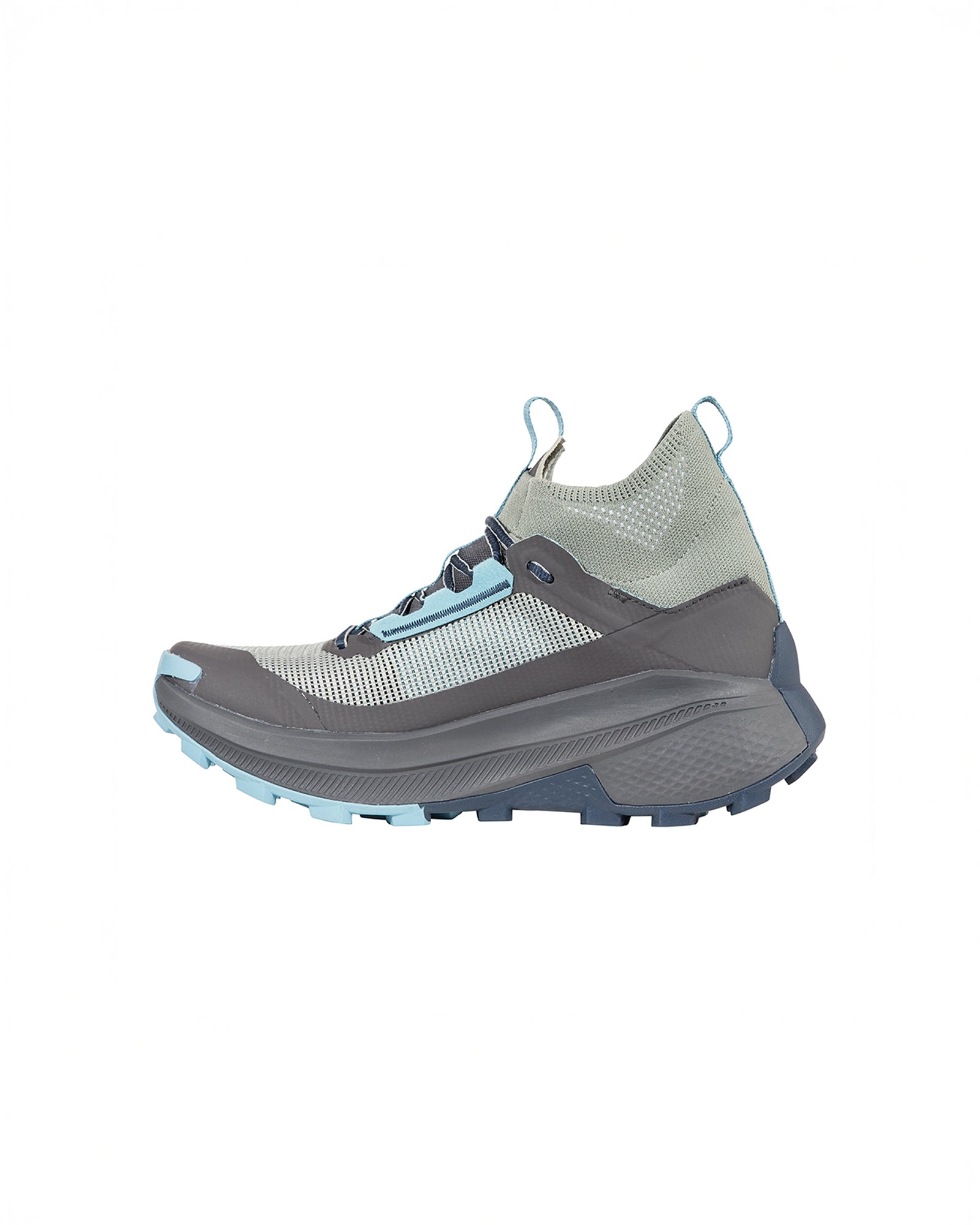 color:light grey / onyx