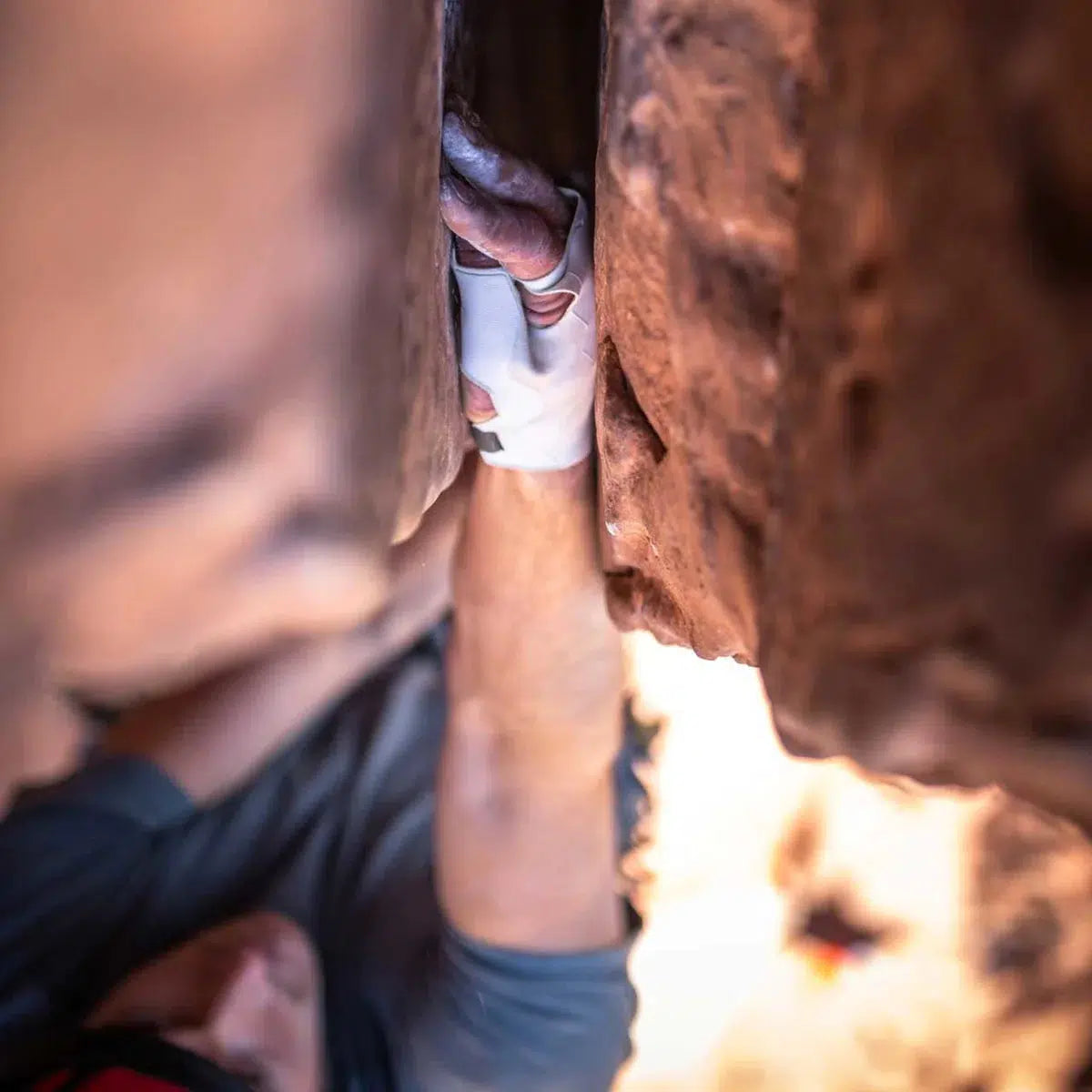 Crack Climbing Gloves