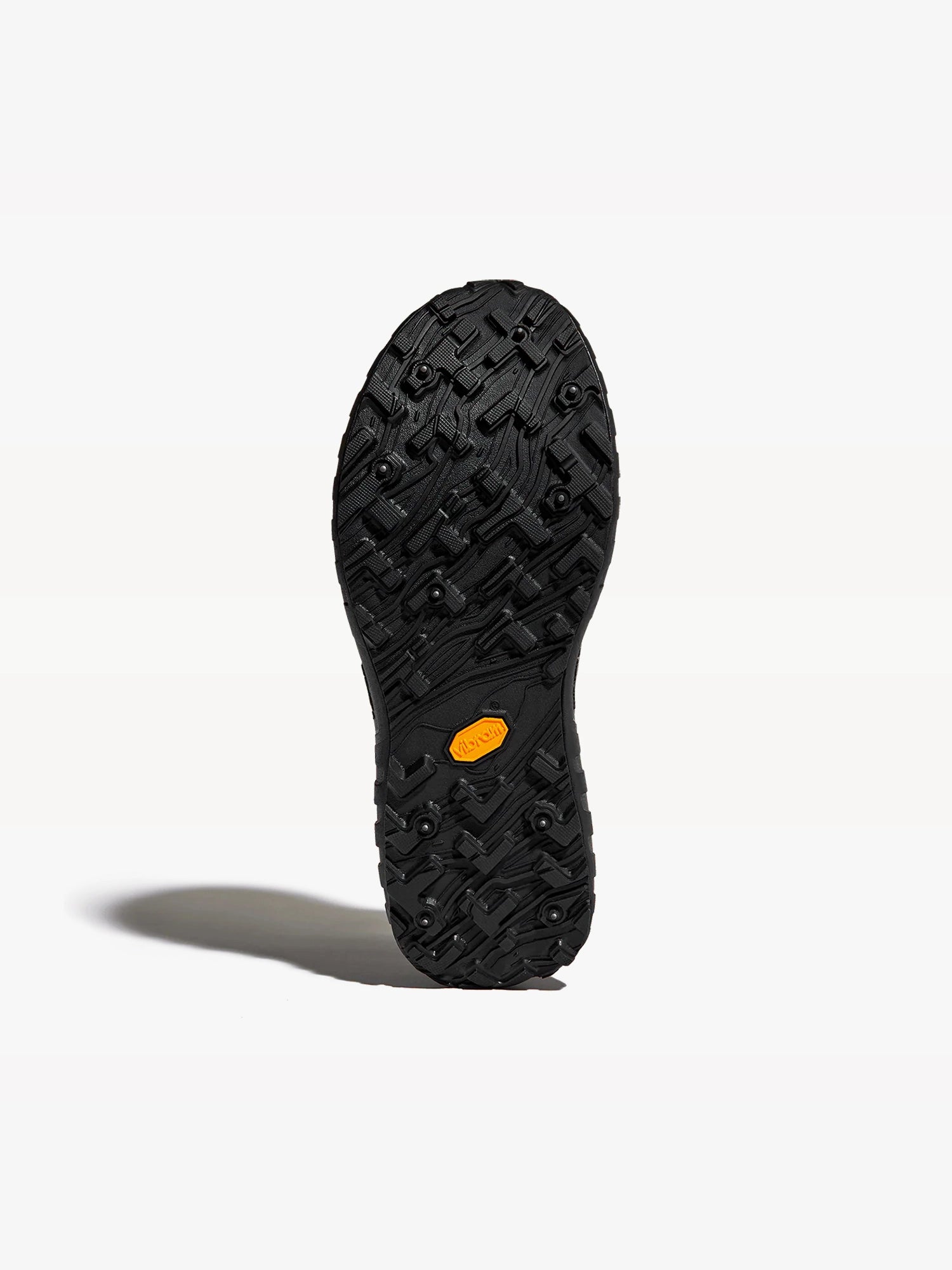 color:black