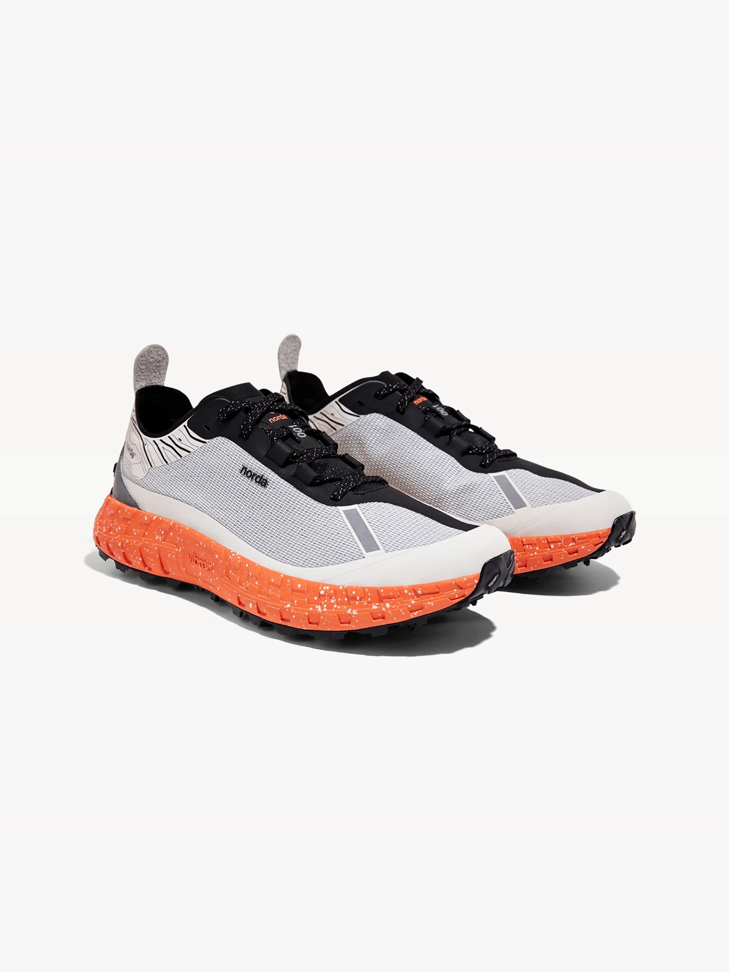 color:grey orange