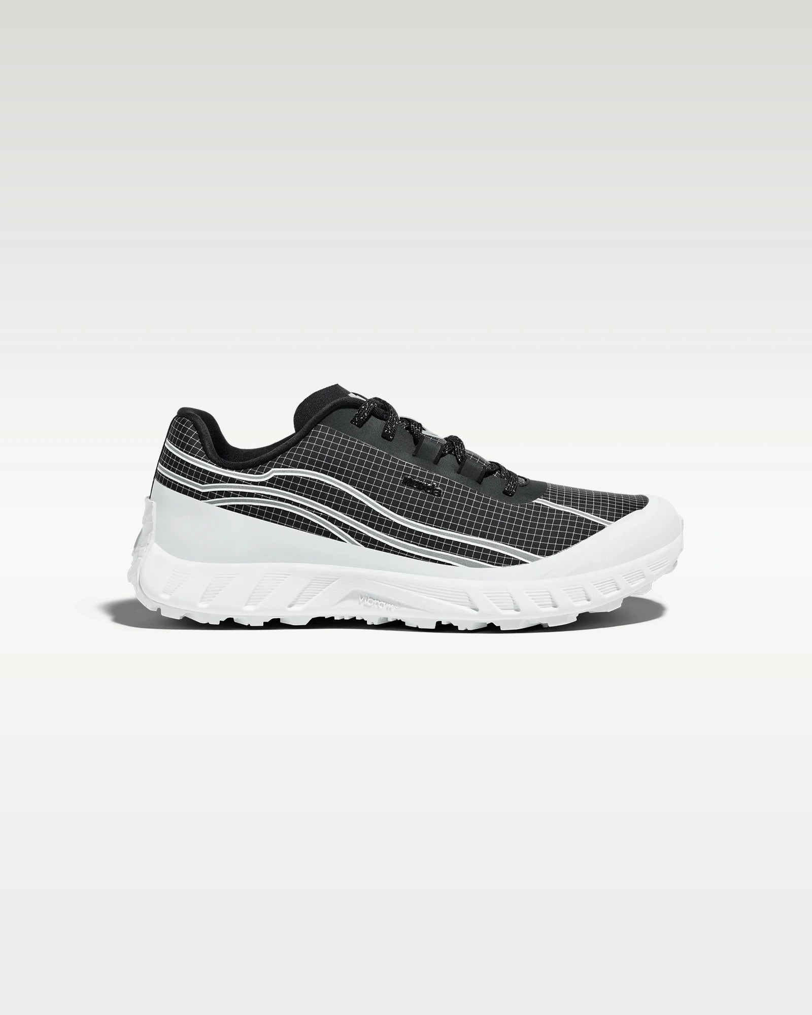 Women's 002 Trail Running Shoes