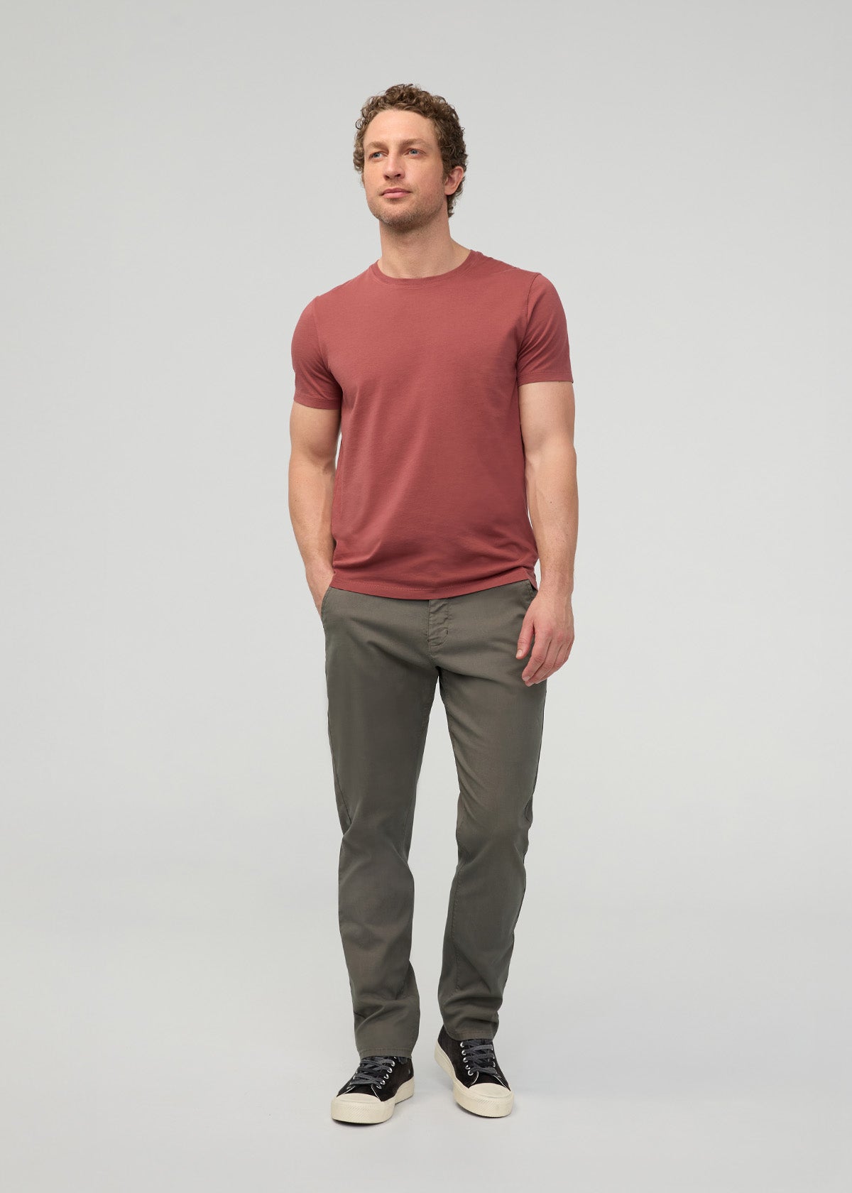 Men's Live Lite Athletic Taper Chino Pant